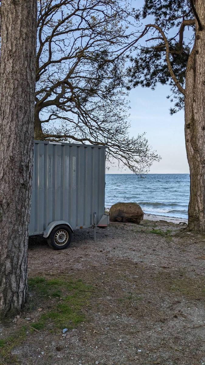 Saunatraileren ved stranden
